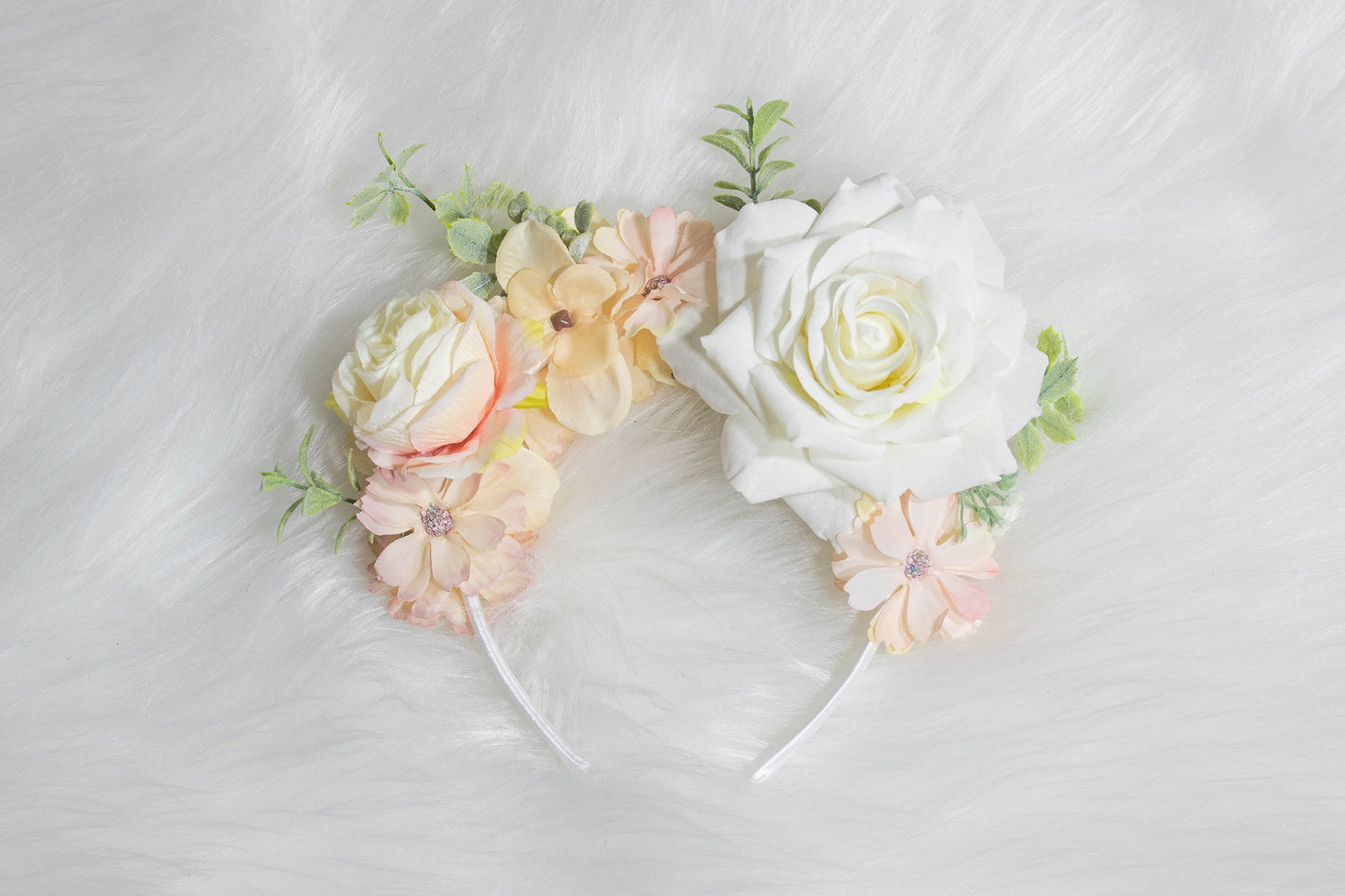 Desert Bloom - Beige Bloemen Haarband | Handgemaakte Haaraccessoire voor Magische en Elegante stijlen | by Odette Design