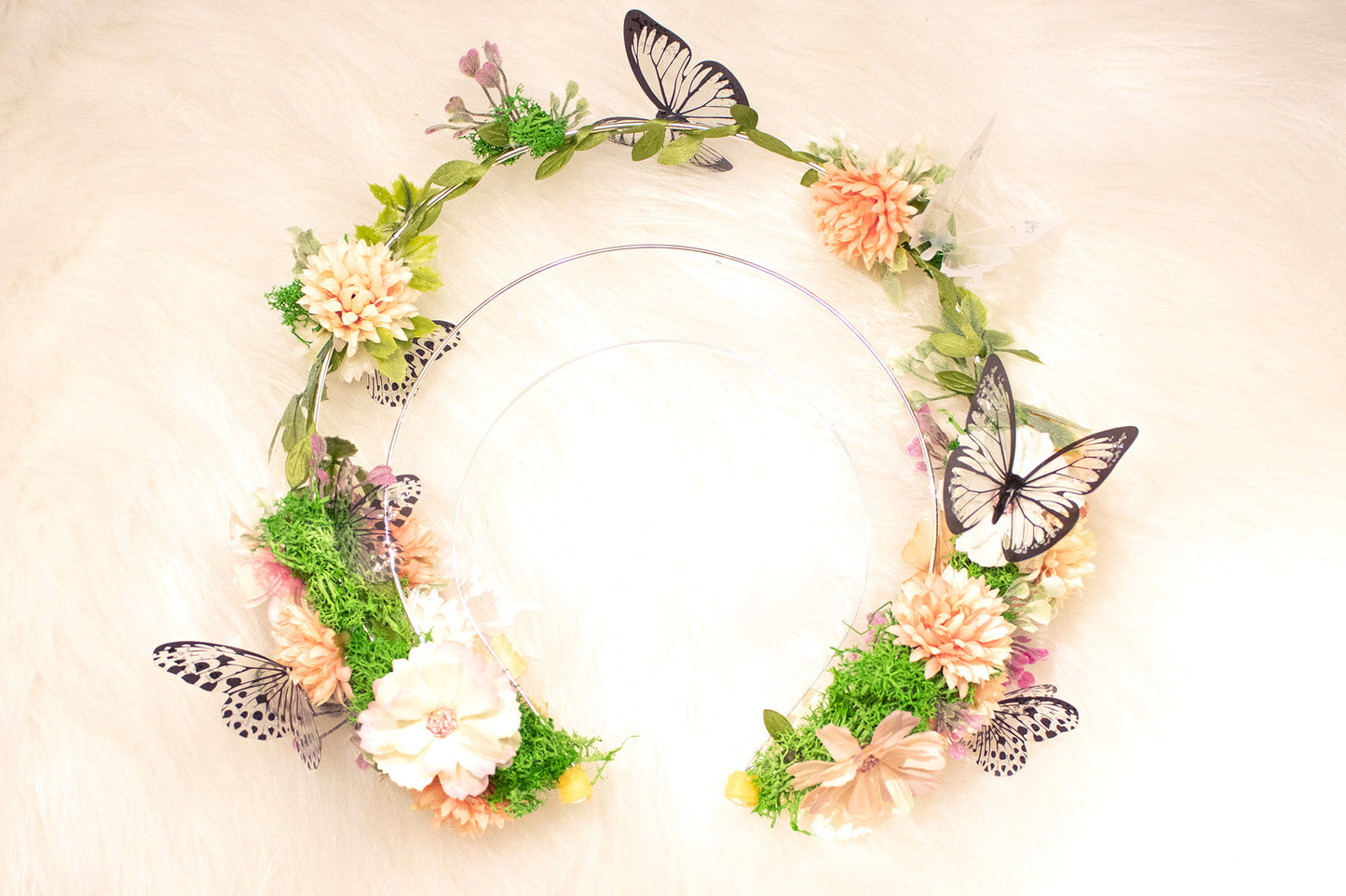 Celestial Grace - Halo Crown Zilver met Bloemen | Handgemaakte Haaraccessoire voor Magische en Elegante stijlen | by Odette Design