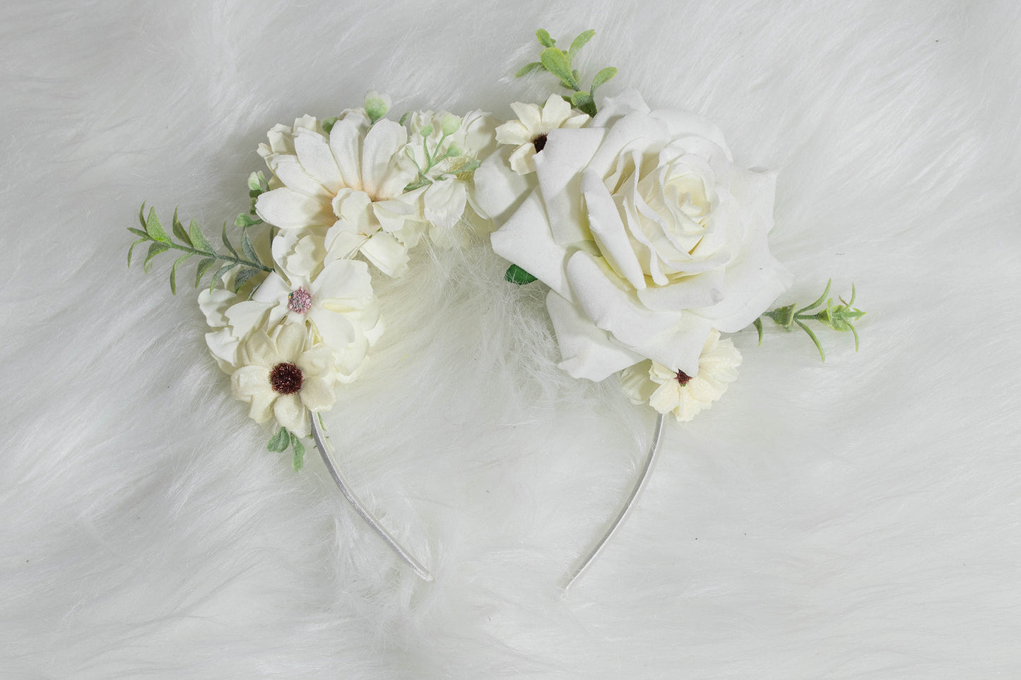 Winters Grace - Witte Bloemen Haarband | Handgemaakte Haaraccessoire voor Magische en Elegante stijlen | by Odette Design
